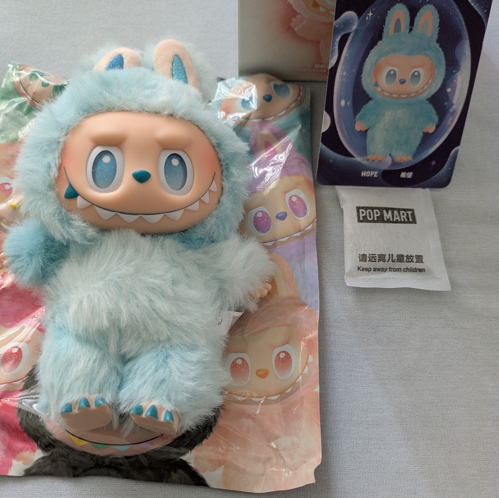 Authentic Popmart The Monsters Big Into Energy Hope Labubu Plush Pendant